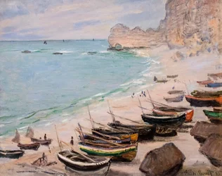 Båtar på stranden vid Etretat