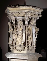 Flamländsk gotisk konst: piedestal med representationerna av Daniel, Zaccharie, Jesaja, Moses (i förgrunden), Jeremie och David av Claus Sluter (1350-1406) känd som Moses Puits (eller Profeternas brunn)