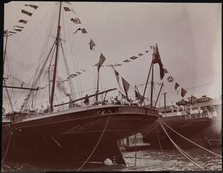 S.S. "Umbria" vid kajen, ca 1897