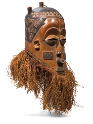 Pende hjälmmask (trä & raffia)