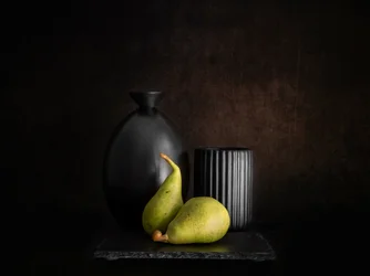 Stilleben med melankoliska päron