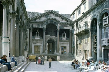Peristylen vid Diocletians palats, ca 300 e.Kr