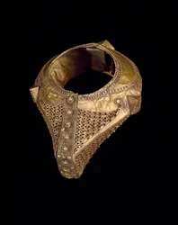 Brudarmband (gelang gadang podang), sent 1800-tidigt 1900-tal (hamrat guld med filigran och granulering)