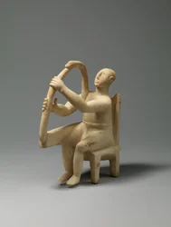 Harpspelare som sitter i marmor, 2800-2700 f.Kr. (marmor)
