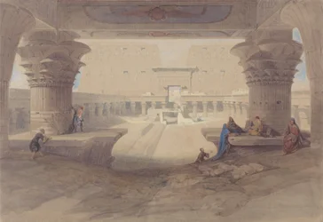 Under portiken vid templet i Edfu, Övre Egypten