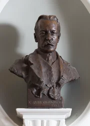 Skulptur av Charles Harrison Townsend
