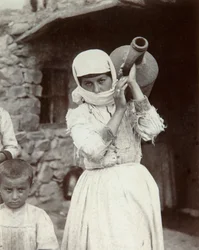Armenisk lantflicka, Jerevan, Armenien, 1880-talet.