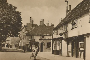 Church Street, Chiswick, med vad som brukade vara Burlington Arms, c1935.