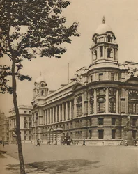 The Brains of Defence: British War Office i Whitehall, c1935.