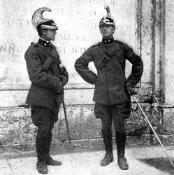 Två italienska drakar, 1922.