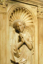 En av de tre teologiska dygderna, detalj från Antipope Johannes XXIII:s Mausoleum, av Donatello (1386-1466), Baptistery of San Giovanni Battista, Florens. Italien