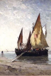 Fiskebåtar förtöjda på stranden