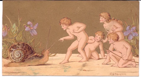 Ett viktorianskt gratulationskort med fyra nakna älvor som retar en snigel mot en guldbakgrund, av Gertude Thompson, c.1895 (färg litho)