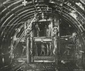 Kör tunneln för Waterloo och City Railway, c1897