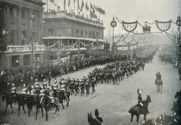 Naval Contingent korsar London Bridge in i Southwark, London, 1897.