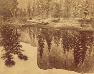 Tutokanula.  Yosemites dalgång.  (Den store hövdingen) - "El Capitan" - speglas i Merced.