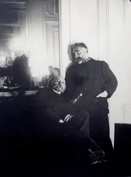 Porträtt av poeten Stephane Mallarme (1842-1898) och målaren Auguste Renoir (1841-1919). Fotografiskt påbud av Edgar Degas (1834-1917) 1895 Paris, Jacques Doucet bibliotek