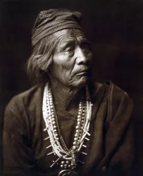 Nesjaja Hatli, indian, Navaho, ca. 1904, foto av Edward S. Curtis