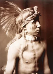 Shows As He Goes av Edward S. Curtis, ca 1904 (tonat silvertryck)
