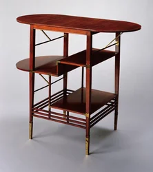 Sidobord, ca 1872 (valnöt och mässing)