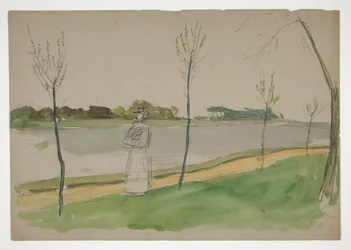 Kvinna som promenerar längs en flodstrand