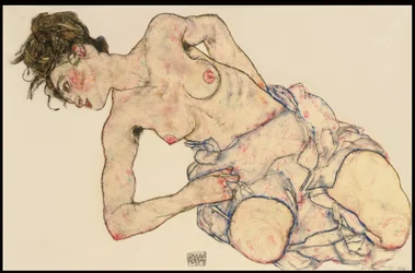 Knäande kvinnlig halvakt, 1917