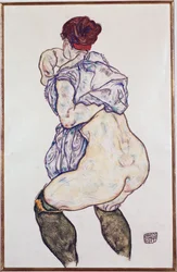 Fru Halbakt med gröna strumpor, 1917