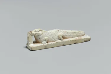 Krokodilfigur, från Fayum, 332 BC-395 AD (fajans)