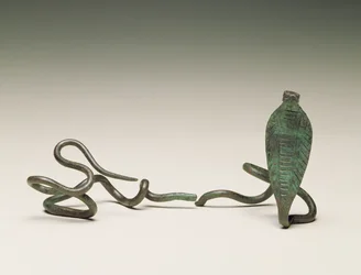 Stav i form av en uraeus, från grav 5 i Ramesseum, Thebe, Mellersta riket, 1773-1650 f.Kr.