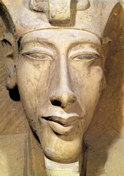 Byst av Amenophis IV (Akhenaten) (c.1364-1347 f.Kr.) från Temple of Amun, Karnak, c.1353-1337 f.Kr. (sandsten) (detalj)