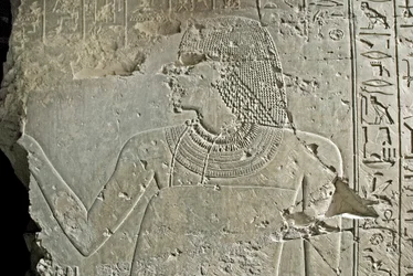 Egyptisk antikvitet: representation av vizir Ramose. Låg relief av hans grav (18:e dynasti). Luxor, Thebe, adelsgraven Egypten