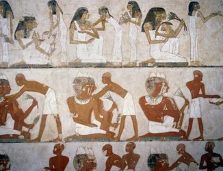 Män och kvinnor tar på sig smycken, detaljer från freskerna i Rekhmires grav, Sheikh Abd el Qurnah Necropolis, Luxor, Thebe (Unescos världsarvslista