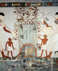 Menna och hans familj fiskar och fiskar i Nilens myrar, detalj från fresker i kapellet i Mennas grav, Sheikh Abd el Qurnah Necropolis, Luxor, Thebe (Unescos världsarvslista
