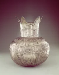 Granatäpplevas, från Tutankhamons grav, New Kingdom (silver eller electrum)