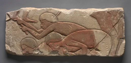Talatat: Män som hackar jorden, ca 1353-1347 f.Kr (målad sandsten)