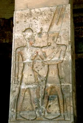 Forntida egyptisk konst: Lågrelief på kolonnen i Sethi I-templet (Sety eller Seti I