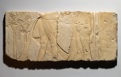 Relief som visar en offerscen, från Tell el-Amarna, New Kingdom, ca 1353-1336 f.Kr. (kalksten)