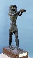 Staty av guden Horus som ger ett dryckesoffer, tredje mellanperioden, c.750 f.Kr. (brons)