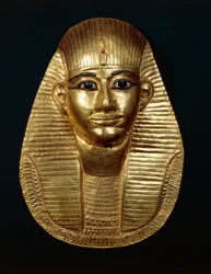 Tanis skatt, kung Amenemopes guldmask
