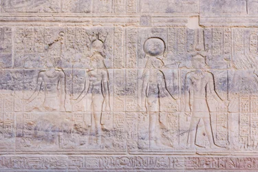 Reliefer vid Philae-templet, Aswan, Egypten