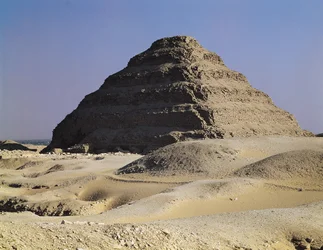 Kung Djosers trappstegspyramid (ca 2667-2648 f.Kr.), Gamla riket