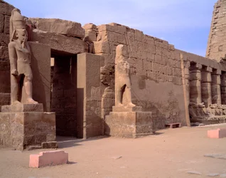 Egyptisk antikvitet: utsikt över templet i Karnak. Egypten