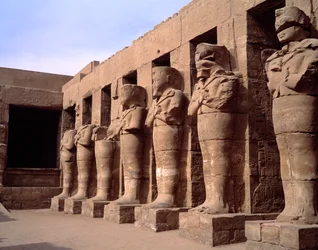 Egyptisk antikvitet: utsikt över templet i Karnak. Egypten