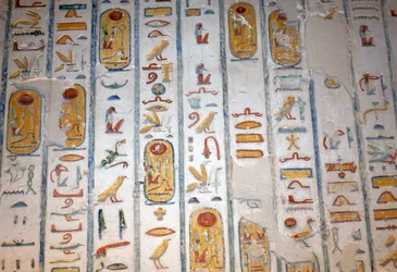 Gåsen, haren, biet, Konungarnas dal, Luxor