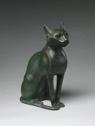 Kattstatyett avsedd att innehålla en mumifierad katt, 332-30 f.Kr. (blyad brons)