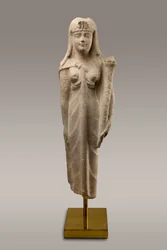 Staty av en ptolemeisk drottning, kanske Kleopatra VII, 200-30 f.Kr., dolomitisk kalksten