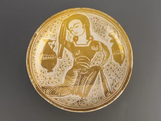 Skål, Fatimid Dynasty (keramik)