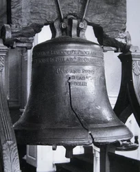 The Liberty Bell, gjuten 1752 (koppar och tenn)