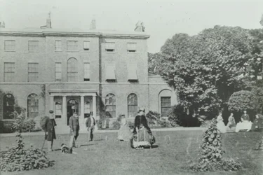 Broomwood House, Broomwood Road: bakre höjd, London, 1890