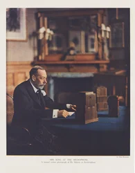 George V sänder sitt julbudskap till det brittiska samväldet och imperiet
